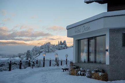 Hotel Ortler (Kastelruth / St. Valentin) im Winter