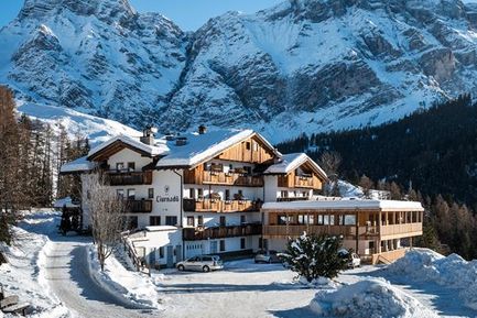Hotel Ciurnadú (Wengen) im Winter