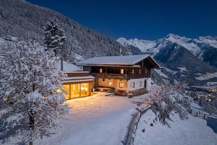 Mountain Chalet Obertreyen