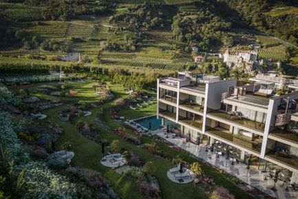 Boutique Hotel Amaril (Kastelbell-Tschars) im Sommer