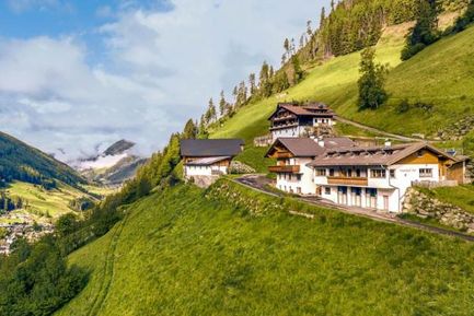 Niederkoflhof (Valle Aurina / S. Giacomo) in estate