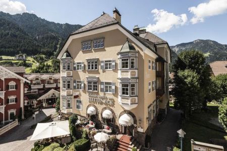 Hotel Am Stetteneck (Ortisei) in estate