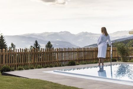 Hotel Baumwirt (Kastelruth) im Sommer