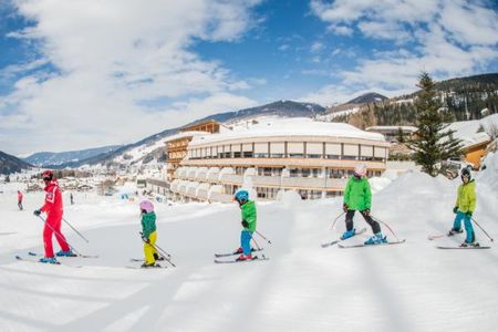 Family Resort Rainer (Sesto / Moso) in inverno