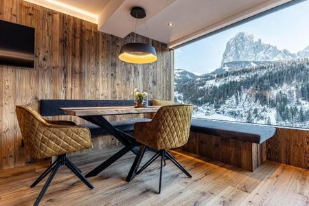 Enjoy Dolomites - Chalet (S. Cristina) in inverno