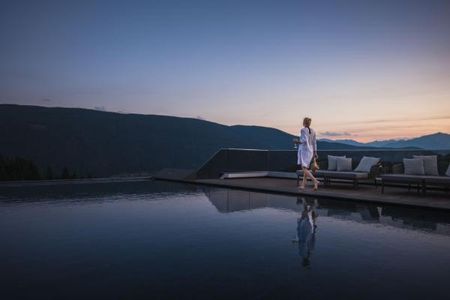 Terentnerhof-active & lifestyle (Terenten) im Sommer