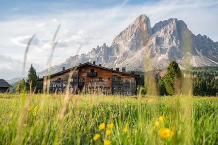 Ütia de Börz (S. Martino in Badia / Antermoia) in estate