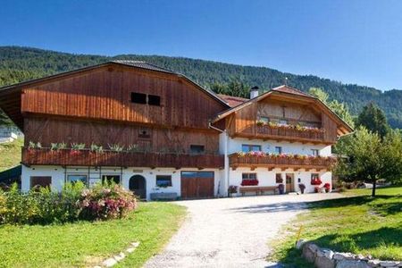 Kasserhof (Falzes) in estate