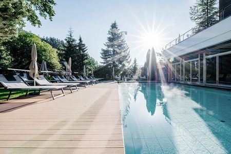 Hotel Lanerhof (St. Lorenzen) im Sommer