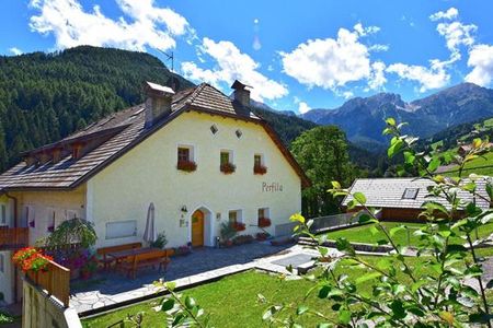 Appartements Perfila (Olang / Geiselsberg) im Sommer
