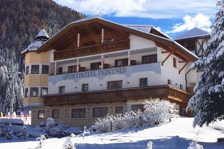 Hotel Peintner (Rio di Pusteria / Valles) in inverno