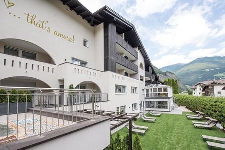 Vitaurina Royal Hotel (Campo Tures / Molini di Tures) in inverno