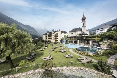 ADLER Spa Resort Dolomiti (Ortisei) in estate