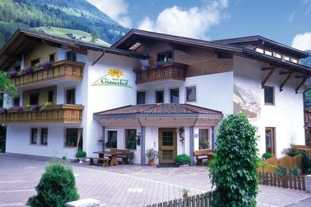 Hotel Gisserhof (Ahrntal / St. Johann) im Winter