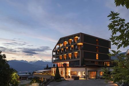 Hotel Fischer (Brixen / St. Andrä) im Sommer