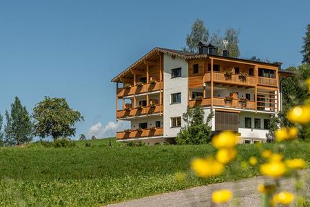 Im Wiesengrund Apartments (Sexten) im Sommer