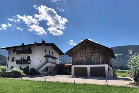 Sextnerhof Appartements (Olang / Mitterolang) im Sommer