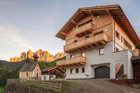 Lippmöshof Apartments (Val di Funes / S. Maddalena) in estate