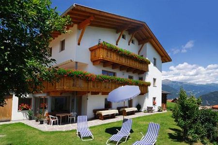 Apartments Schönblick (Mühlbach / Spinges) im Sommer