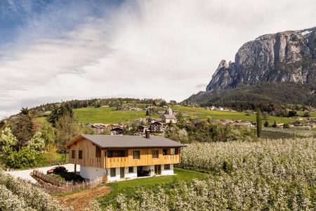 Neuhuberhof (Fiè allo Sciliar) in estate