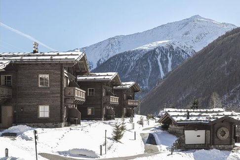 Edelweiss Hotel & Chalets