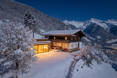 Mountain Chalet Obertreyen