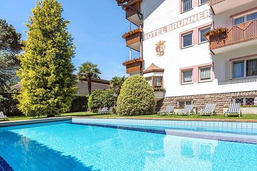 Hotel Brunner (Merano) in estate