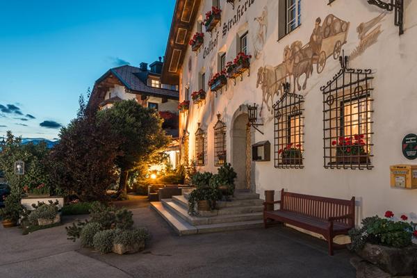 Strasserwirt - Ansitz zu Tirol 