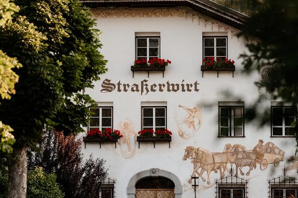 Strasserwirt - Ansitz zu Tirol 